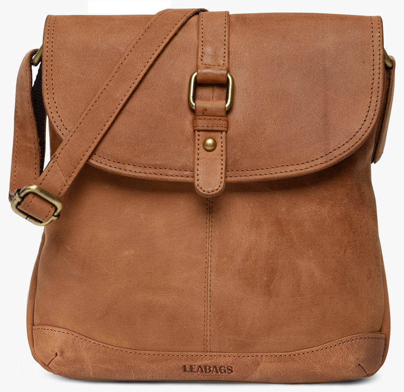 Leabags Paris Umhängetasche aus echtem Büffel-Leder im Vintage Look - LEABAGS